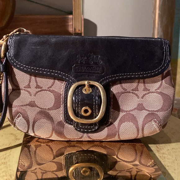 Coach Bleecker Signature Leather Wristlet in Brown canvas and black leather - Picture 1 of 11